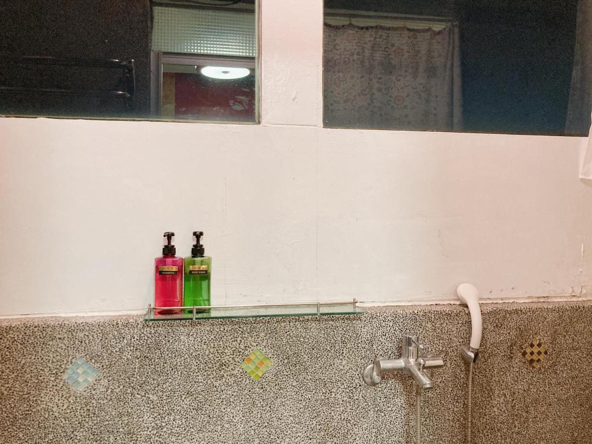 台南富居tainan Fu House預訂後請主動聯繫做確認才保留訂房 Apartment Exterior photo