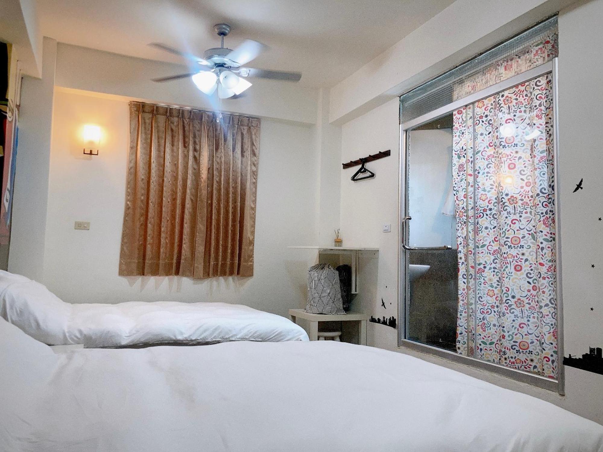 台南富居tainan Fu House預訂後請主動聯繫做確認才保留訂房 Apartment Exterior photo